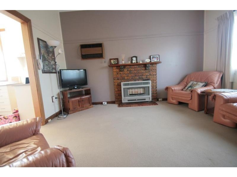 10 George Road, Ararat VIC 3377