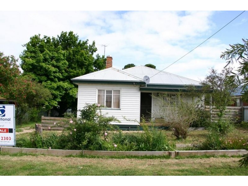 11 McLean Street, Ararat VIC 3377
