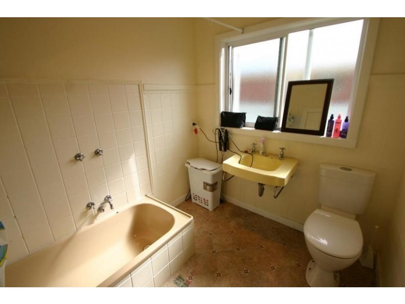 11 McLean Street, Ararat VIC 3377