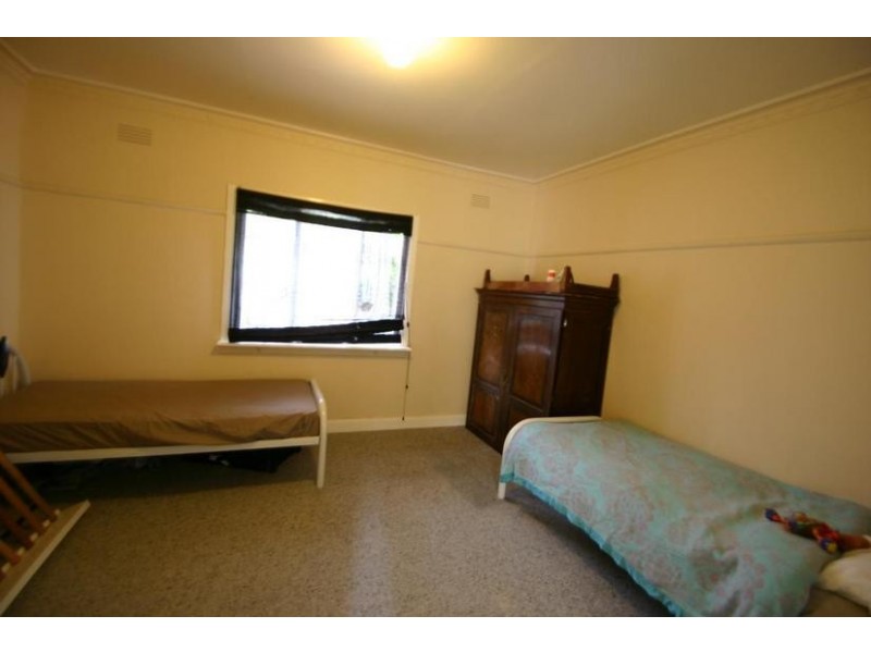 11 McLean Street, Ararat VIC 3377