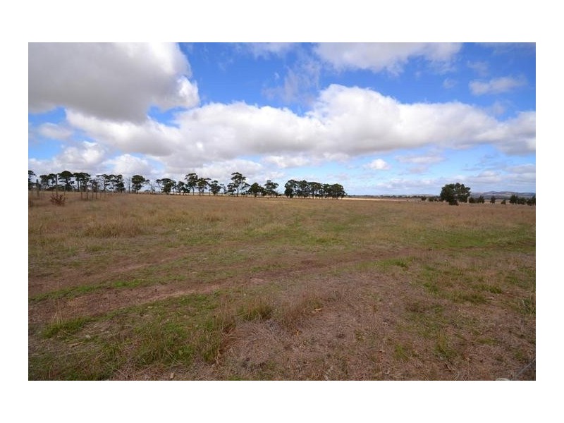 99 Warrayatkin Road, Ararat VIC 3377