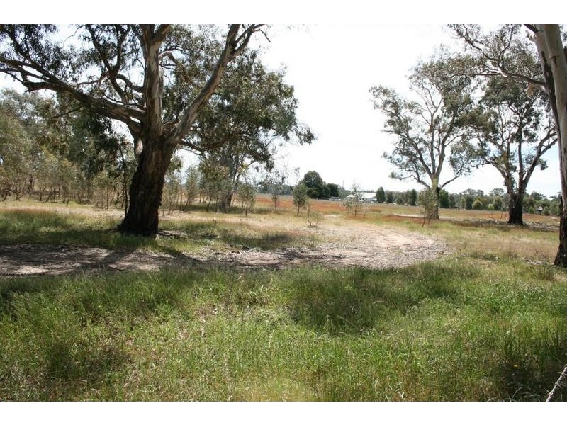 365 Sandy Creek Road, Great Western VIC 3377