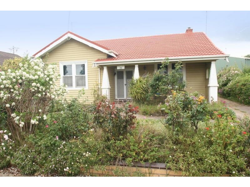 23 Tuson Street, Ararat VIC 3377