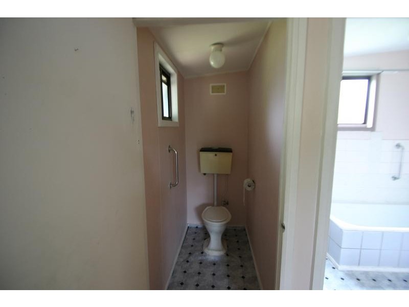 13 High Street, Elmhurst VIC 3469