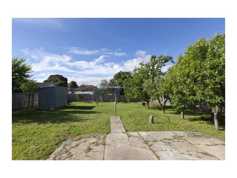19 Churchill Avenue, Ararat VIC 3377