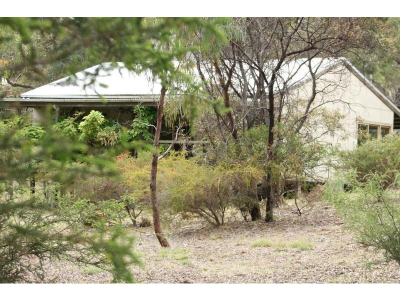 74 Campbells Reef Road, Moyston VIC 3377