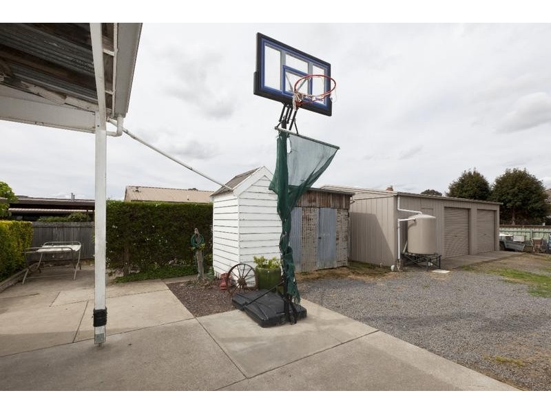 12 Viewpoint Street, Ararat VIC 3377