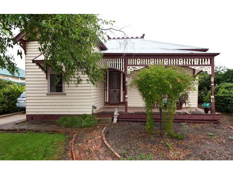 11 Queen Street, Ararat VIC 3377