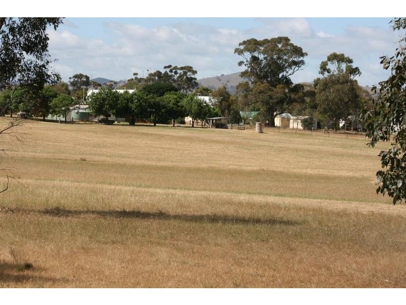 4 Dean Street, Landsborough VIC 3384