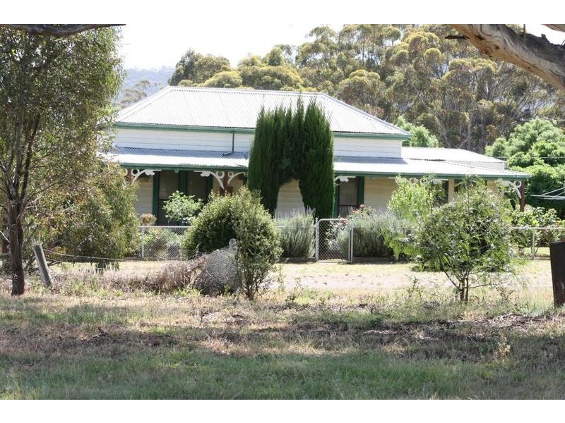 4 Dean Street, Landsborough VIC 3384