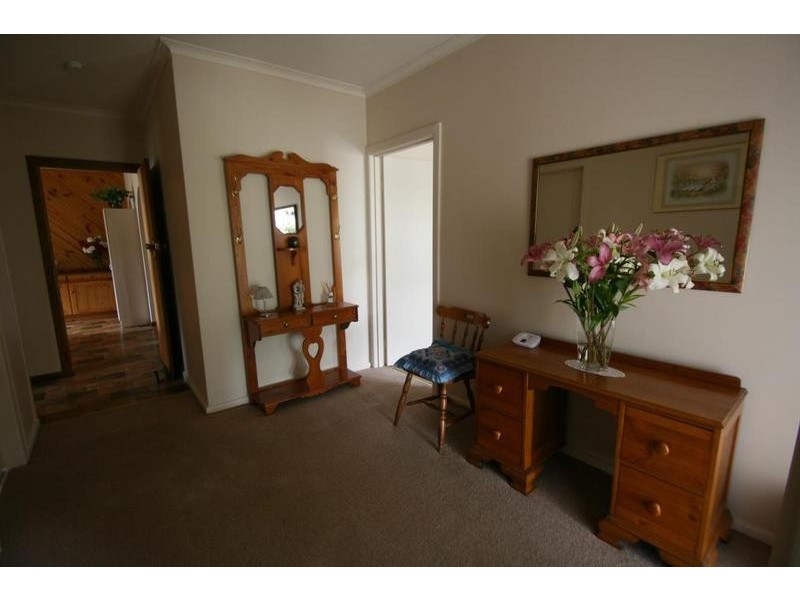 24 Commercial Street, Willaura VIC 3379