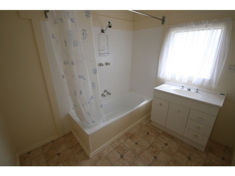 24 High Street, Ararat VIC 3377