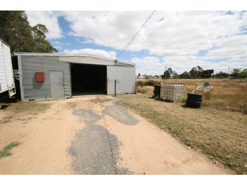 64 McLellan Street, Ararat VIC 3377