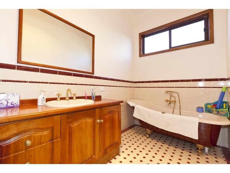 1 Barkly Street, Ararat VIC 3377