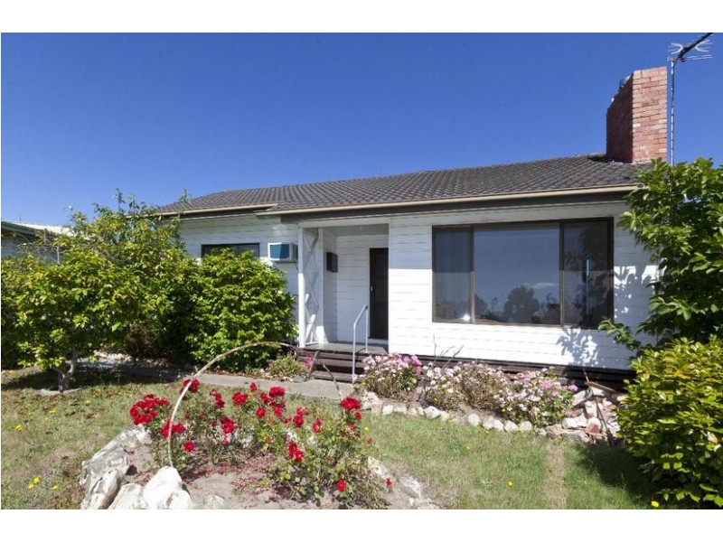 7 Webb Street, Ararat VIC 3377