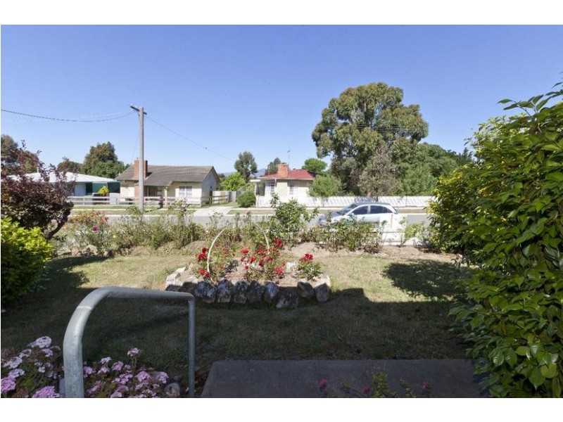 7 Webb Street, Ararat VIC 3377
