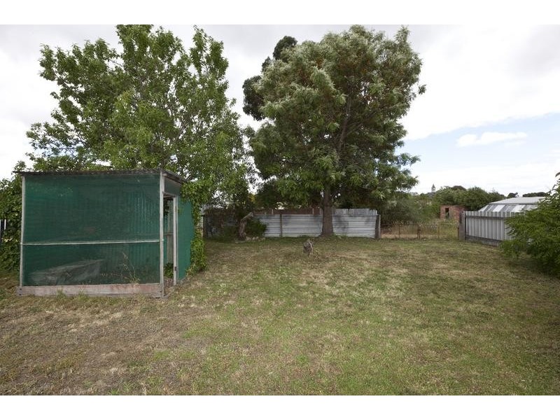 17 Flattely Street, Ararat VIC 3377