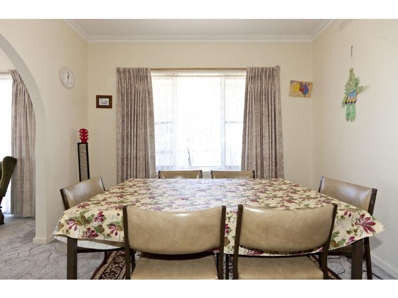 22 Hucker Street, Ararat VIC 3377