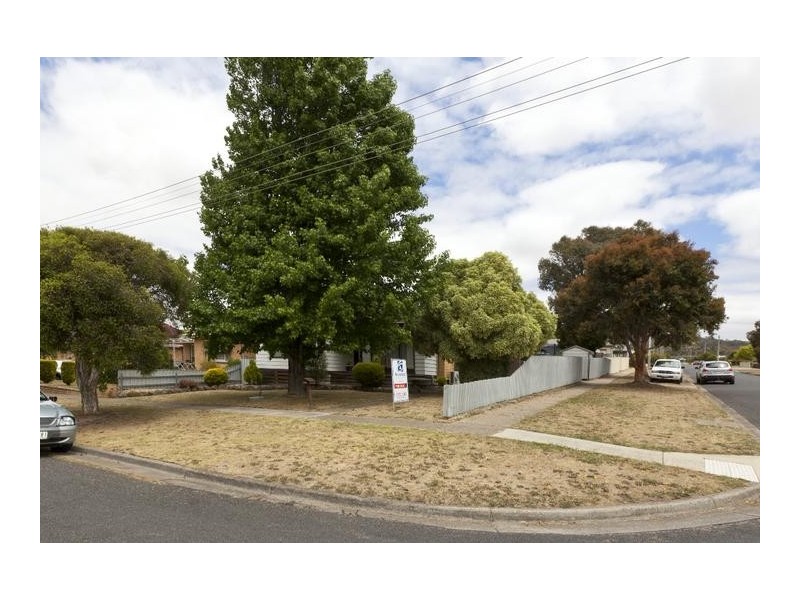 19 Speed Street, Ararat VIC 3377