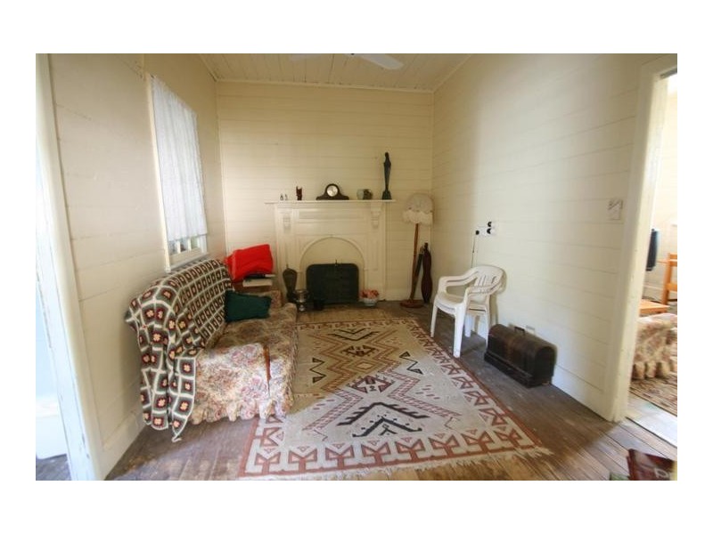 12 Commercial Street, Willaura VIC 3379