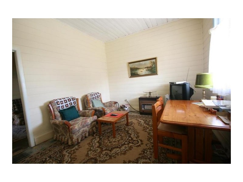 12 Commercial Street, Willaura VIC 3379