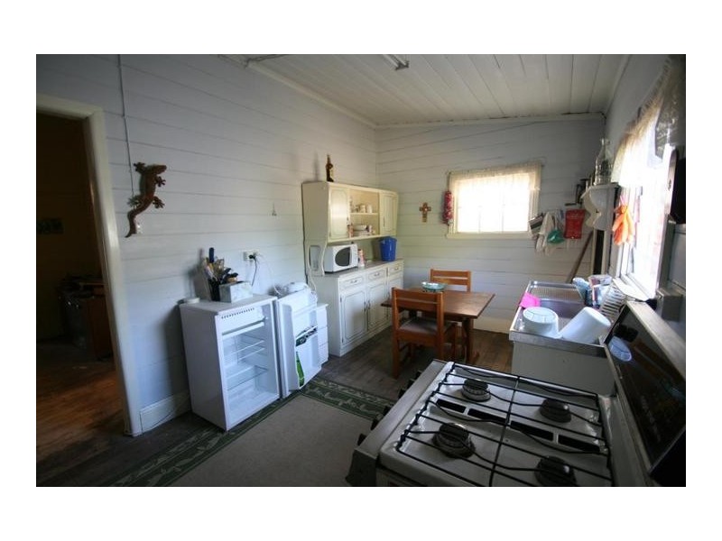 12 Commercial Street, Willaura VIC 3379