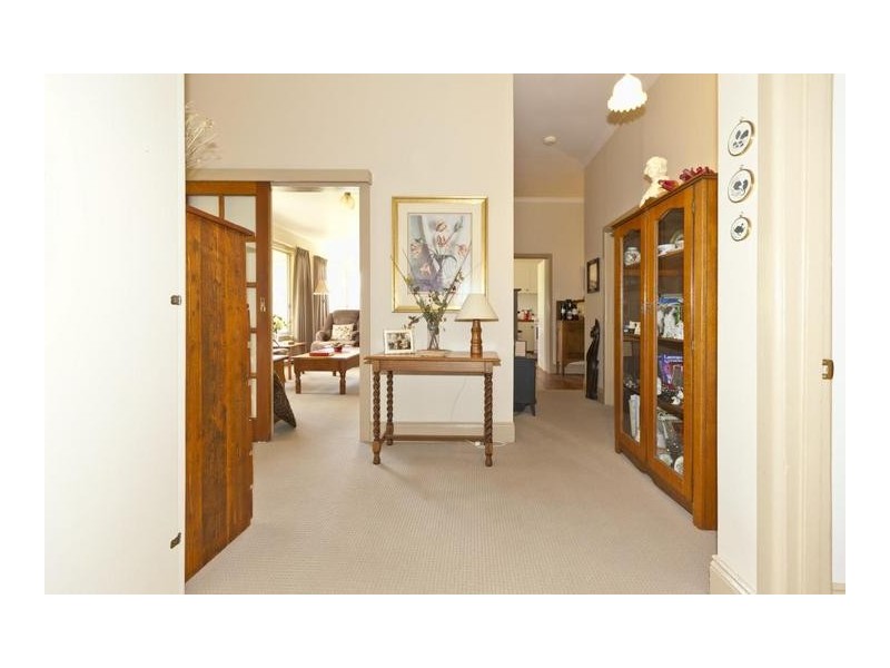 19 Barkly Street West, Ararat VIC 3377