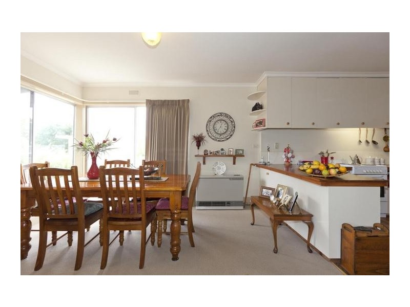 19 Barkly Street West, Ararat VIC 3377