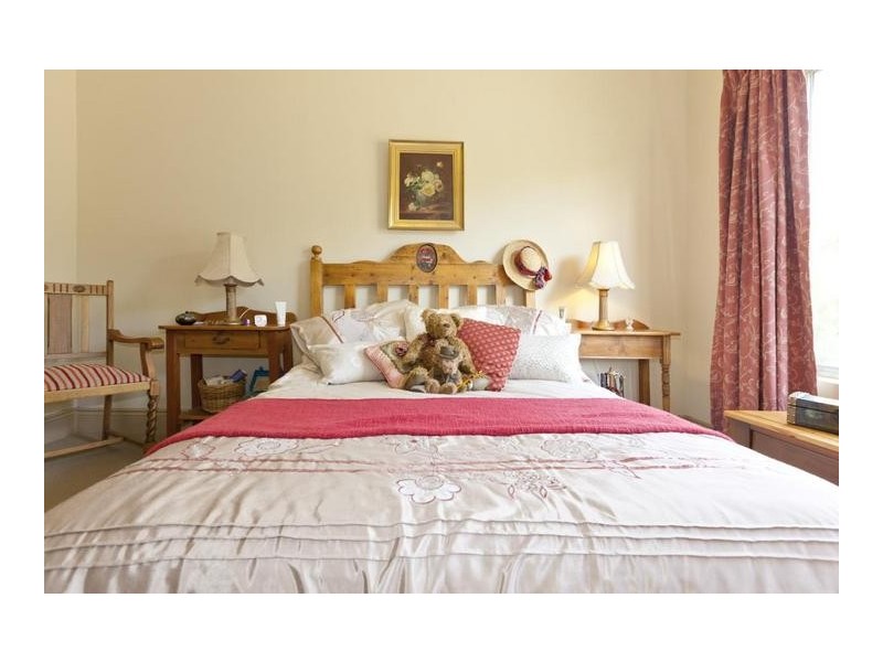 19 Barkly Street West, Ararat VIC 3377