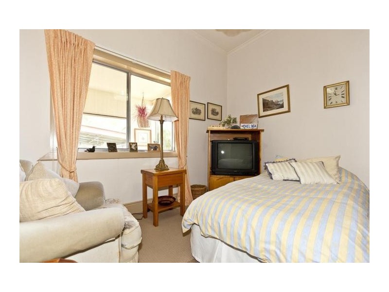 19 Barkly Street West, Ararat VIC 3377