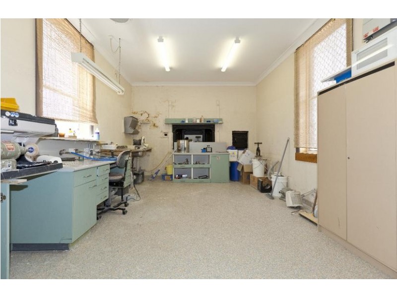 186 & 186A Barkly Street, Ararat VIC 3377