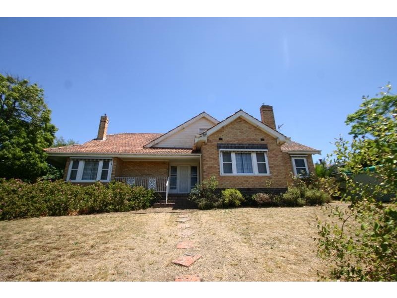 25 Lambert Street, Ararat VIC 3377