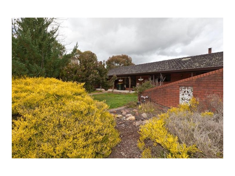 13 Golf Links Road, Ararat VIC 3377