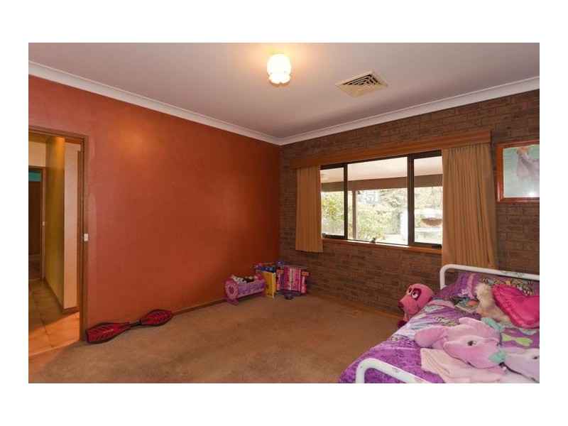 13 Golf Links Road, Ararat VIC 3377