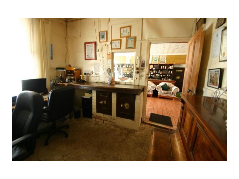 19 Main Road, Buangor VIC 3375