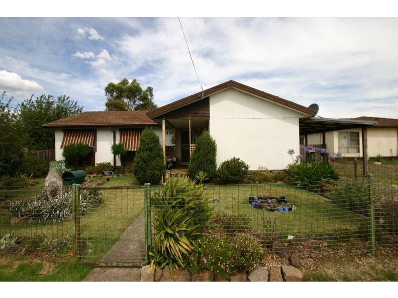 3 Grevillea Court, Ararat VIC 3377