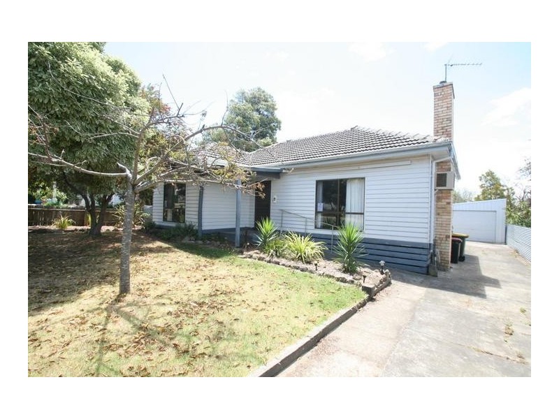 6 Clarke Street, Ararat VIC 3377