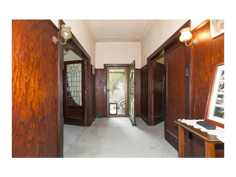 6 Livingstone Street, Beaufort VIC 3373