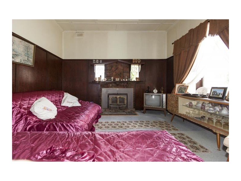 6 Livingstone Street, Beaufort VIC 3373