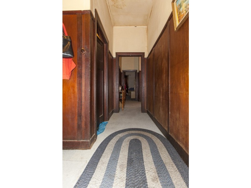 6 Livingstone Street, Beaufort VIC 3373