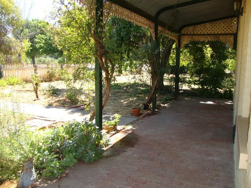 38 High Street, Elmhurst VIC 3469