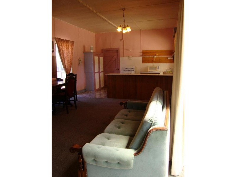 38 High Street, Elmhurst VIC 3469