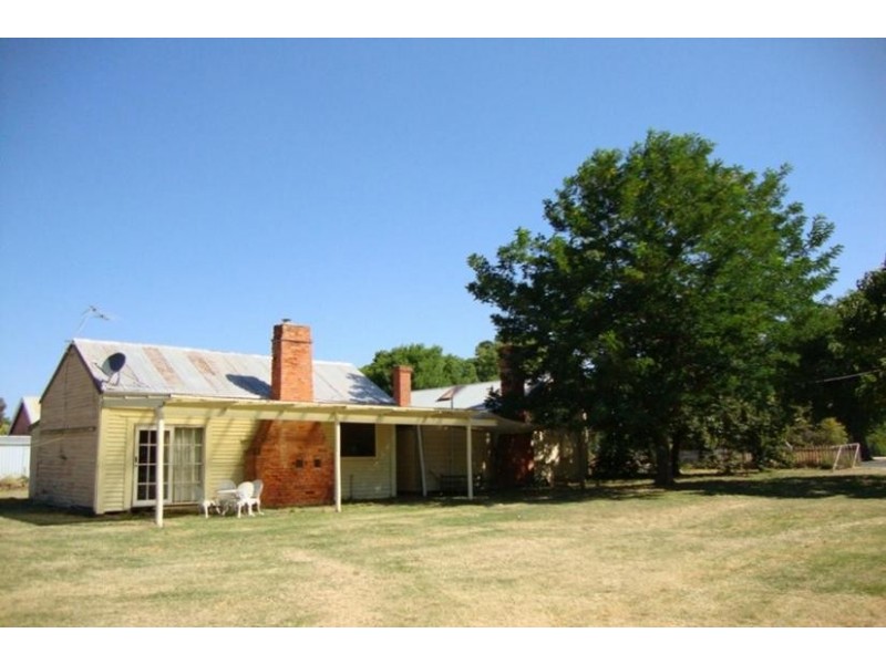 38 High Street, Elmhurst VIC 3469