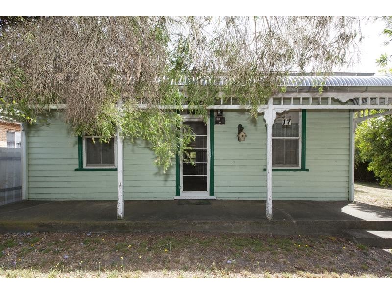 17 Kofoed Street, Ararat VIC 3377
