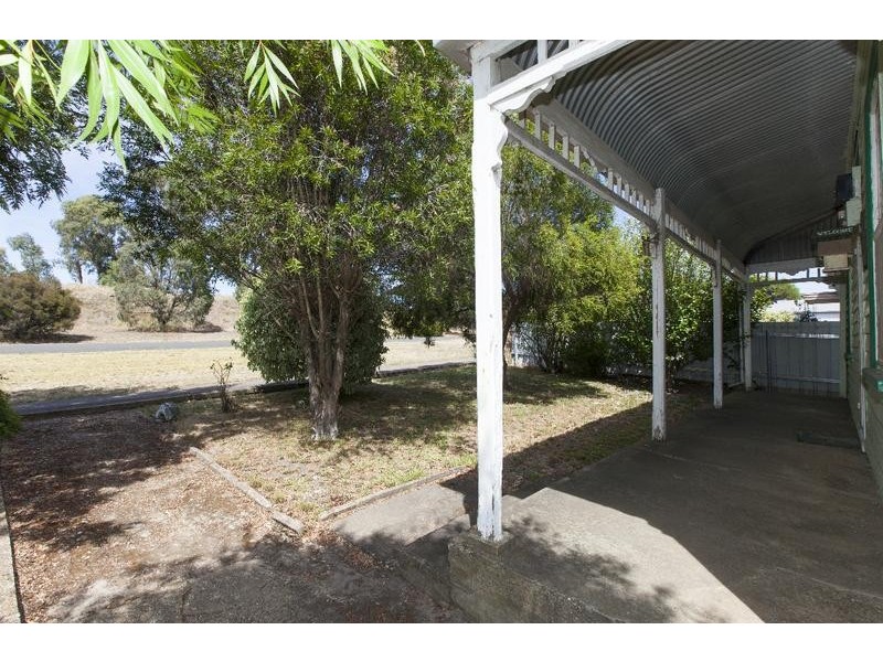 17 Kofoed Street, Ararat VIC 3377