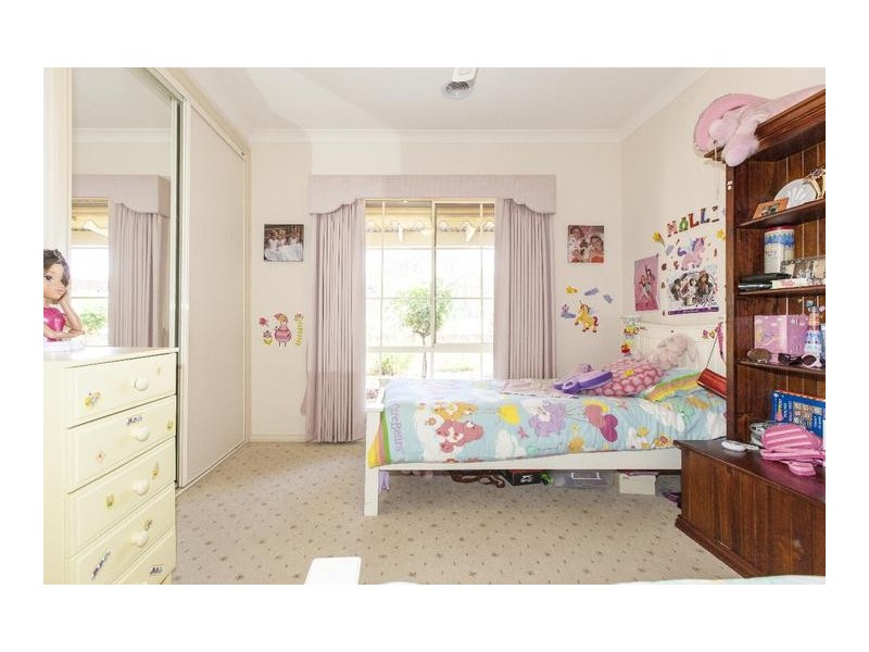 5 Gossip Avenue, Ararat VIC 3377