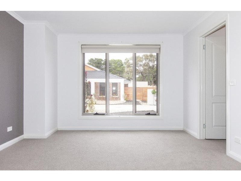 2/4 Beveridge Street, Ararat VIC 3377