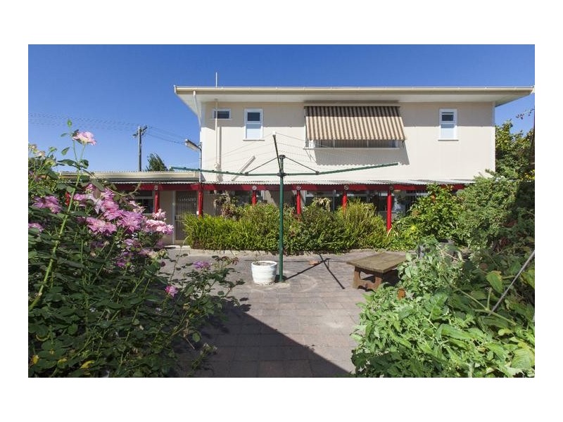 6 Kneebone Street, Ararat VIC 3377