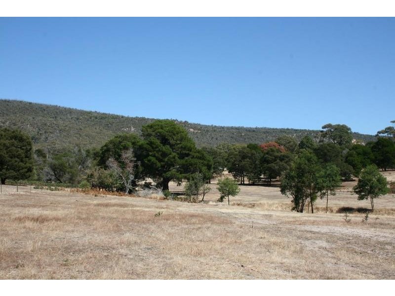 137 Church Road, Pomonal VIC 3381