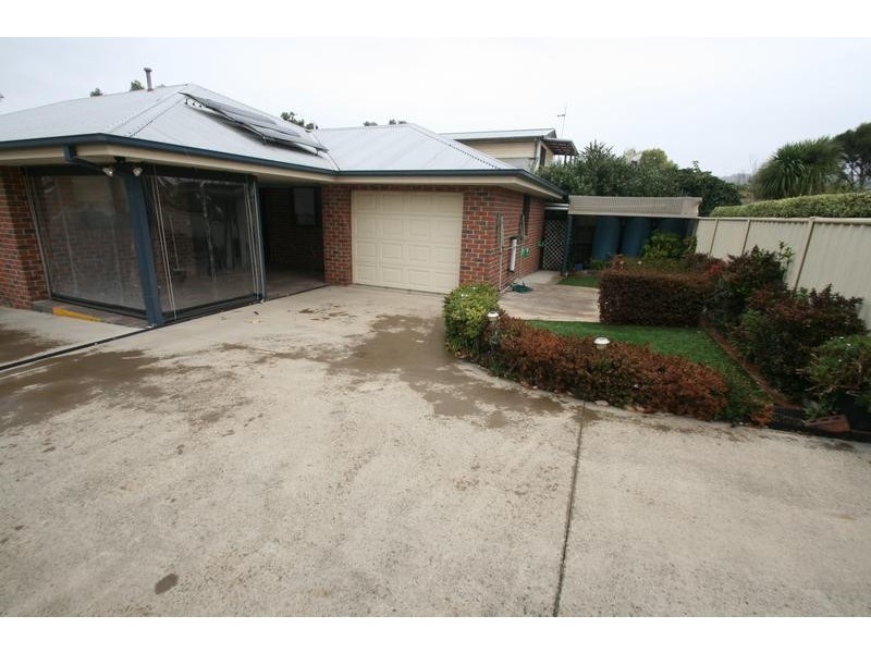 1/27 High Street, Ararat VIC 3377